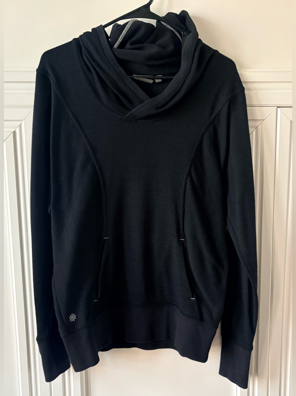 ⚫️ ATHLETA NO SWEATIN’ IT PULLOVER HOODIE BLACK SIZE MEDIUM - EXCELLENT COND ⚫️
